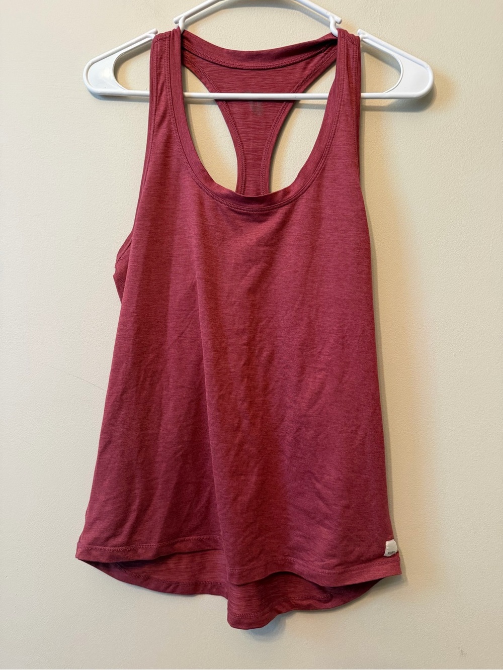 Vuori Luxe Racerback Tank Top Heather Maroon Performance Women’s Small